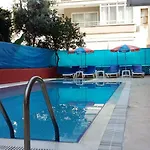 Апарт-отель Life 3*