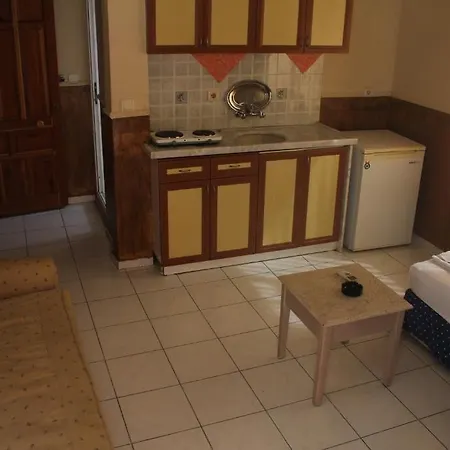 Life Апарт-отель