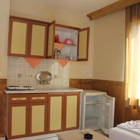 Life アパートホテル